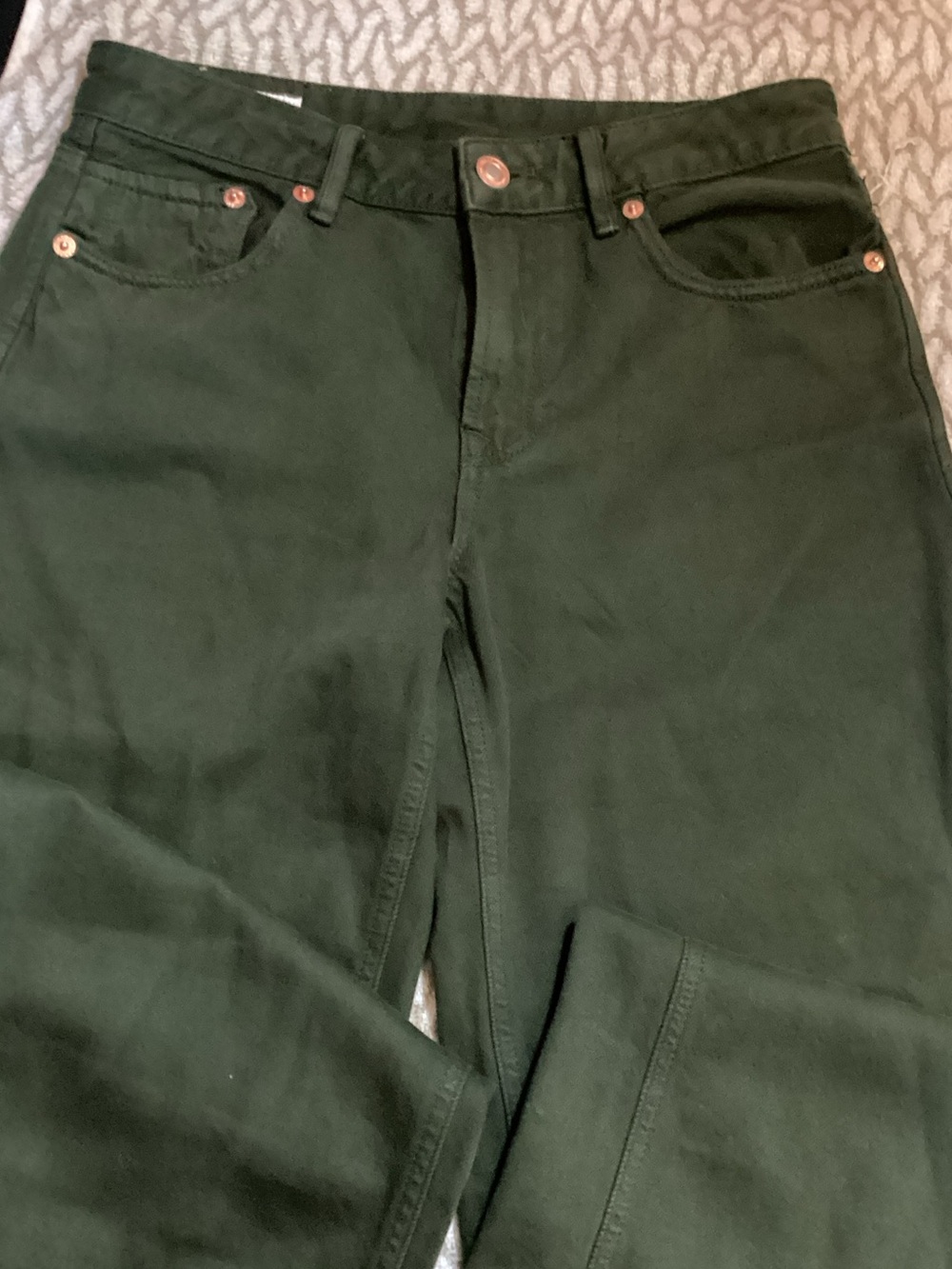New stradivarius Mid-Rise Olive Green Jeans